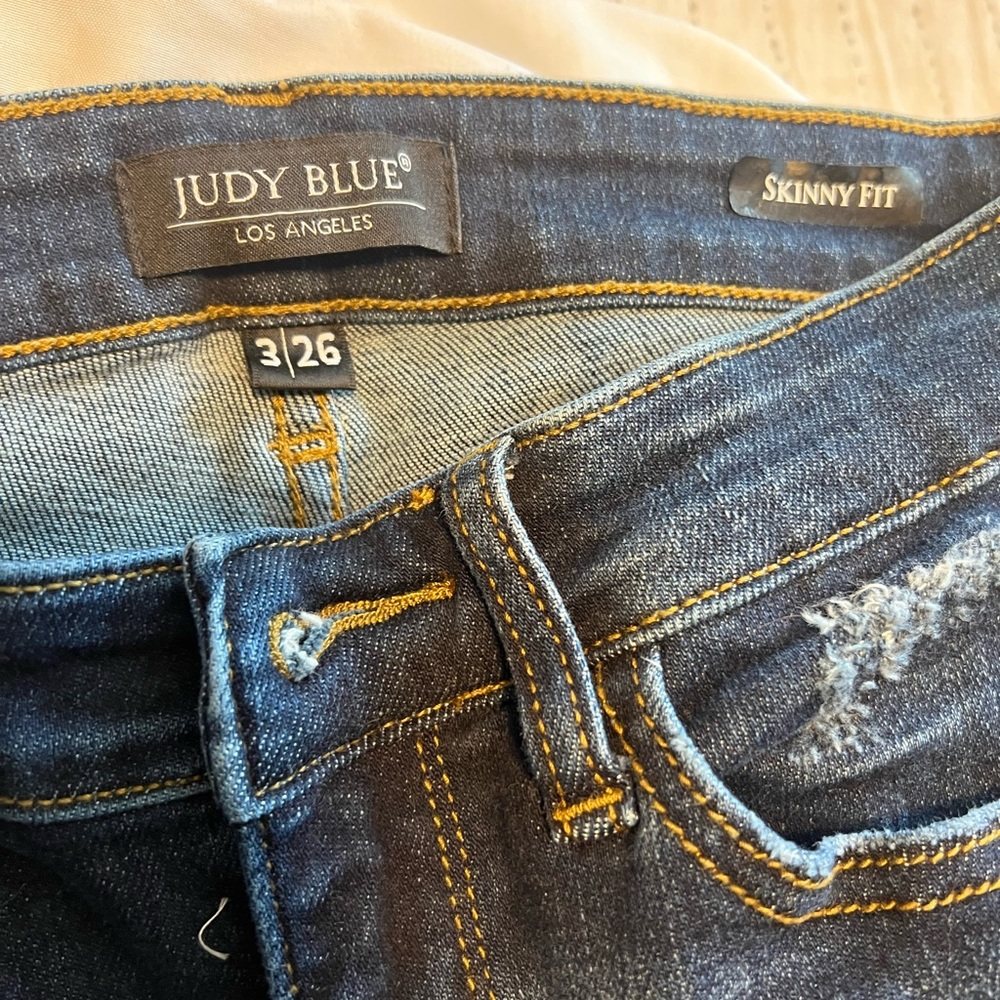 Judy Blue dark wash distressed skinny fit jeans.  Size 3/26.
